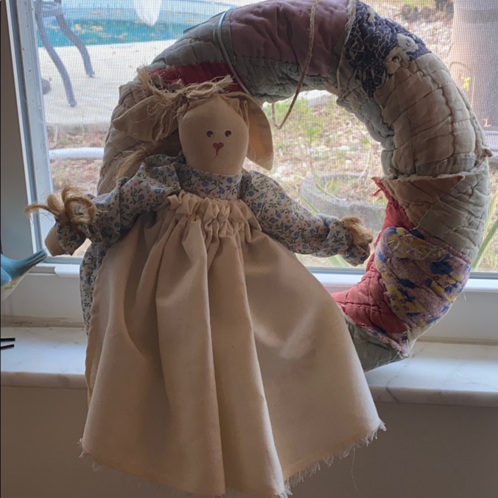 Sale...Vintage Raggy Quilted Wreath With Rabbit!